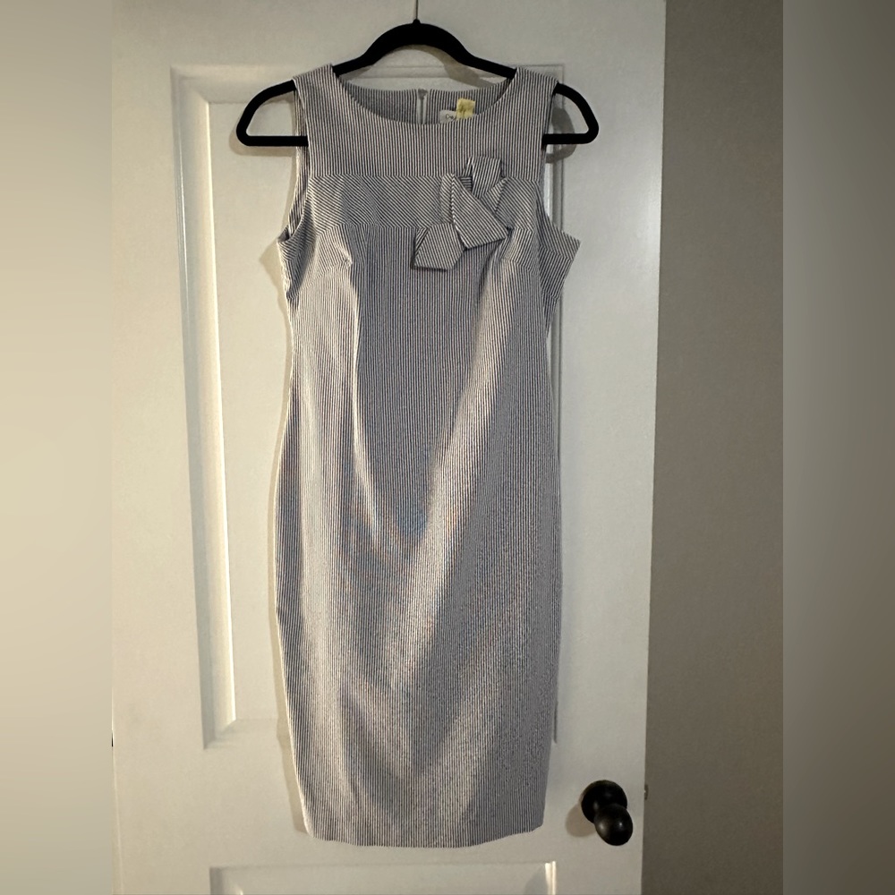 Calvin Klein Dress like new 6